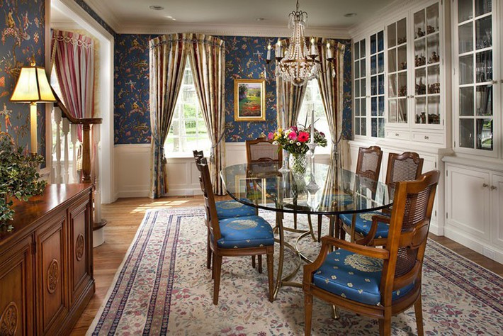 Những thiết kế phòng ăn dành riêng cho những gia đình yêu thích phong cách cổ điển - Ảnh 2.