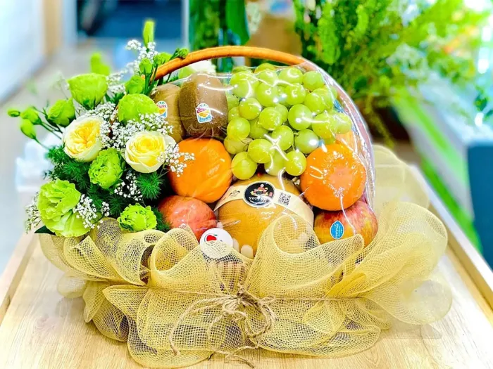 2.9. Tặng giỏ Trái cây nhập khẩu_3